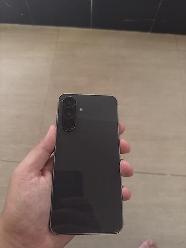 samsung s7230e wave 723: Samsung Galaxy A56, 128 GB, rəng - Qara, Simsiz şarj — 3