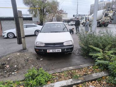 коробка передач гольф 3 1.8 купить: Volkswagen Golf: 1993 г., 2 л, Механика, Бензин, Хэтчбэк