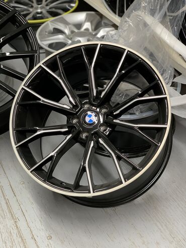 Диски: Литые Диски R 20 BMW, Комплект, отверстий - 5, Новый at lalafo.kg Диски: Литые Диски R 20 BMW, Комплект, отверстий - 5, Новый