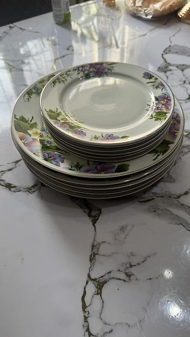 Наборы посуды: Набор белой посуды из керамики/фарфора в классическом минималистичном — 7