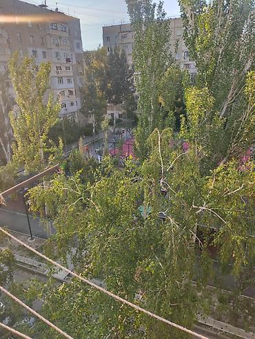 12: 1 комната, 35 м², 12 мкр 104 серия, 5 этаж — 4