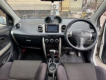 на тайоту: Toyota Ist: 2002 г., 1.5 л, Автомат, Бензин, Хэтчбэк — 4