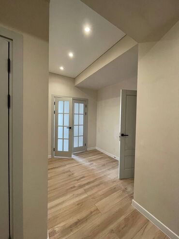 или меняю с доплатой мне: 2 комнаты, 78 м², Элитка, 9 этаж, Дизайнерский ремонт