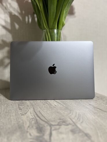macbook m1 air: Ноутбук, Apple, 16 ГБ ОЗУ, Intel Core i5, 13.1 ", Б/у, Для несложных задач