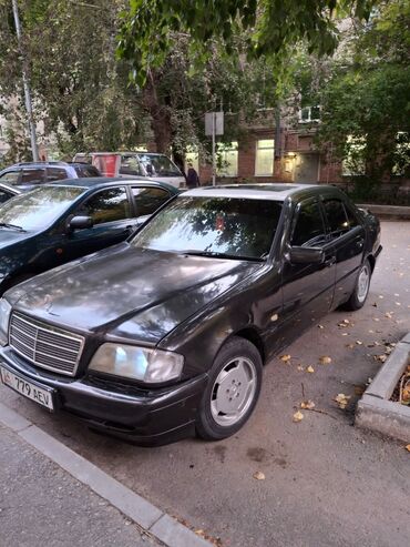 волсваген б 5: Mercedes-Benz V 200: 1993 г., 2.2 л, Механика, Бензин, Седан