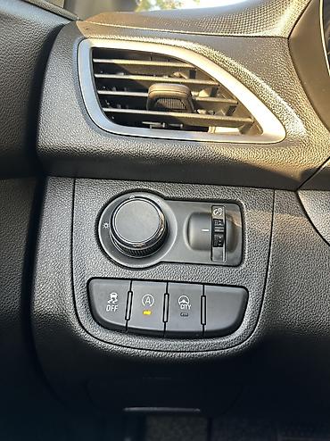 шаврале спарк: Chevrolet Spark: 2019 г., 1 л, Автомат, Бензин, Хэтчбэк — 7
