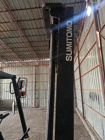 Погрузчики: Погрузчик, Колесный, Вилочный — 3