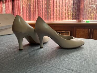 туфли замша искусственная: Туфли в нежном жемчужном цвете натуральная кожа размер 38