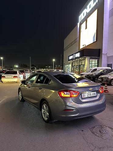 Продажа авто: Chevrolet Cruze: 2017 г., 1.4 л, Автомат, Бензин, Седан — 5