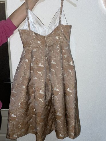 Haljine: Elegantna koktel/večernja haljina na bretele - Kroj: fit-and-flare sa — 5