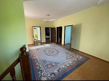 Долгосрочная аренда домов: 300 м², 7 комнат — 9