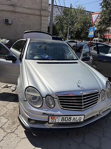 x class: Mercedes-Benz E-Class: 2003 г., 2.6 л, Автомат, Бензин, Седан — 1