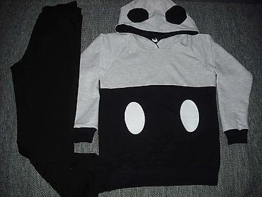 Komplet trenerke: Dvodelni komplet Duks donji deo Vel 2-14 Cena 2800 din stampa ime po — 10