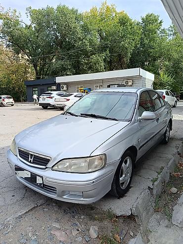 Honda Accord: 2000 г., 1.8 л, Автомат, Бензин, Седан