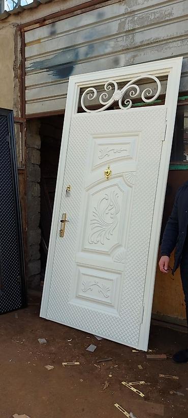 Giriş qapıları: Seyf qapılar Münasib qapılar Dəmir qapı Ev qapıları Çöl qapısı — 10