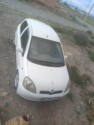 Toyota: Toyota Vitz: 2000 г., 1.3 л, Автомат, Бензин, Хэтчбэк