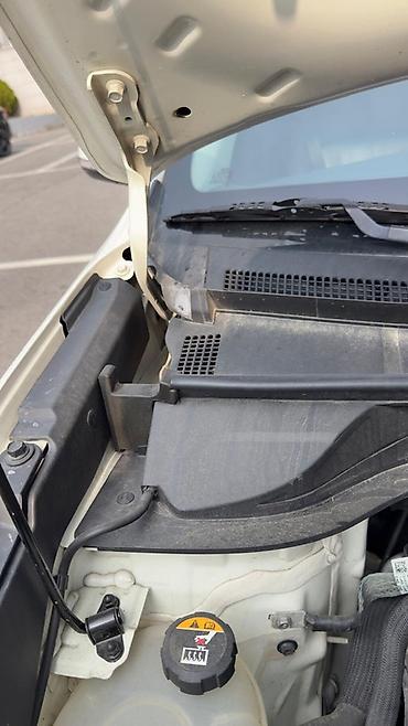 Kia: Kia Niro: 2019 г., Гибрид, Кроссовер — 23