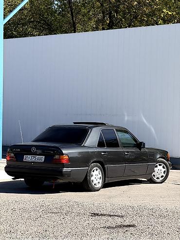 Продажа авто: Mercedes-Benz E-Class: 1993 г., 2.2 л, Автомат, Бензин, Седан — 2