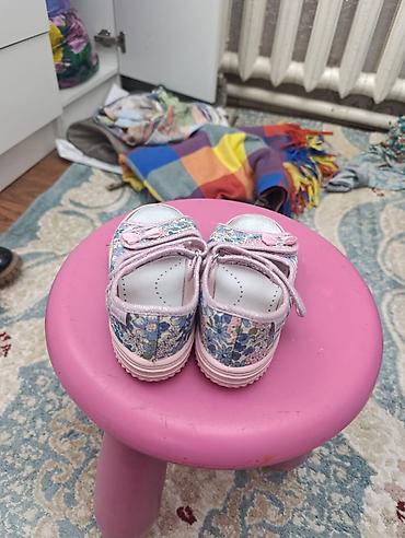 польские: Детская обувь в отличном состоянии! 👟 ✅ Всё в хорошем состоянии. 💰 На — 9