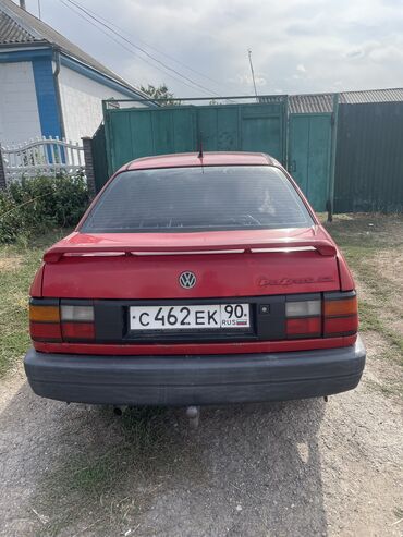 Volkswagen: Volkswagen Passat: 1989 г., 1.8 л, Механика, Бензин, Седан