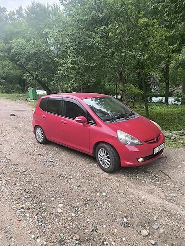 70 сом: Honda Fit: 2006 г., 1.5 л, Автомат, Бензин, Хетчбек — 1