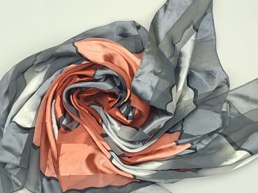 Scarfs: Scarf, Female, condition - Very good