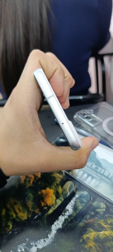 Samsung: Samsung Galaxy S21 FE, Б/у, 256 ГБ, цвет - Белый, 2 SIM — 7