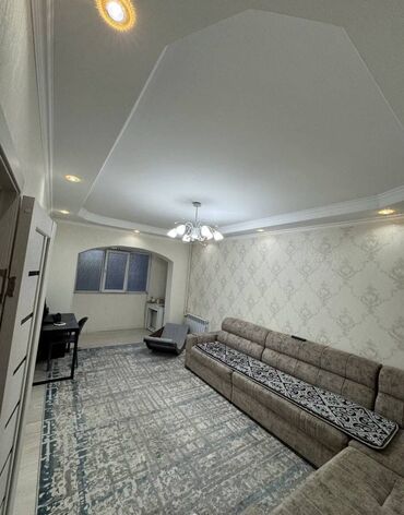 Продажа квартир: 3 комнаты, 81 м², 106 серия, 1 этаж, Евроремонт