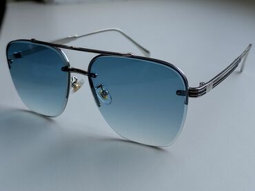 светящиеся очки: Очки в Бишкеке, брендовые(мужские и женские) Все фото и цены скину