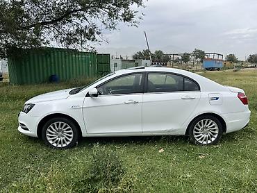 chery icar 03: Geely Emgrand EV: 2017 г., Автомат, Электромобиль, Седан — 6