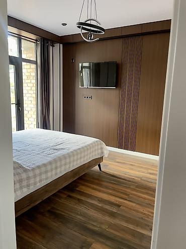 квартиры 2 комнаты: 2 комнаты, 56 м², Индивидуалка, 1 этаж, Дизайнерский ремонт — 10