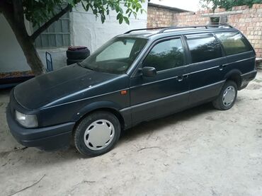 машина арзан: Volkswagen Passat: 1992 г., 2 л, Механика, Бензин, Универсал