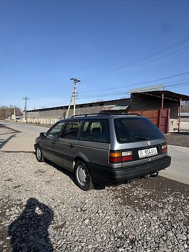 Volkswagen: Volkswagen Passat Variant: 1989 г., 1.8 л, Механика, Бензин, Универсал — 4