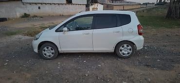 Продажа авто: Honda Fit: 2003 г., 1.3 л, Хэтчбэк — 2