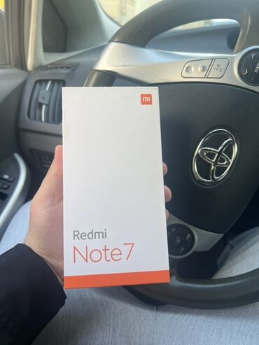Qaşıqlar: Xiaomi Redmi Note 7 – smartfon - Rəng: qara gövdə - Arxa tərəf