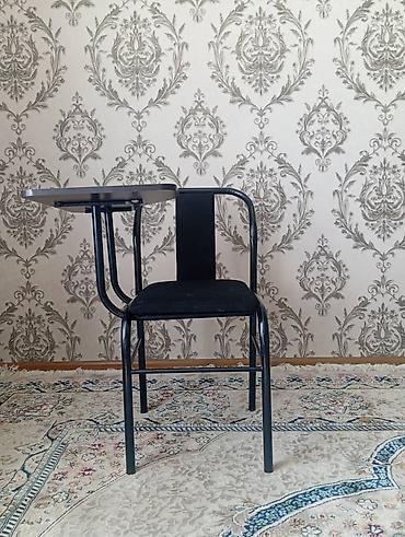 Стулья, табуретки: Стул с партой для учебы и тренингов. Был в использовании только 2 — 1