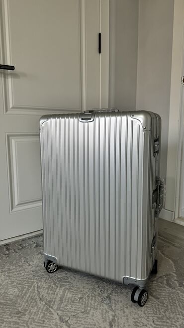 Чемоданы: Стильный чемодан RIMOWA ! премиум-класса — алюминий Размер : 5 Цена