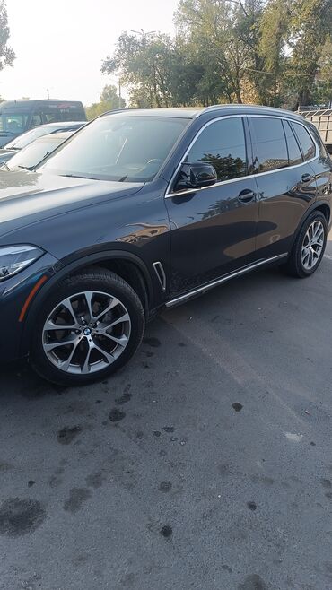 задняя камера для автомобиля: BMW X5: 2018 г., 0.3 л, Бензин, Внедорожник