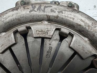 auspuh za auto: Korpa i lamela Lada 21214 Niva fi 215mm-Valeo- br.2. Polovno, ocuvano — 7