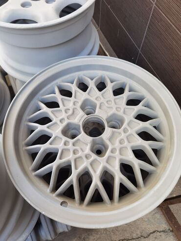 Biznis usluge: Peskarenje i plastifikacija — 18