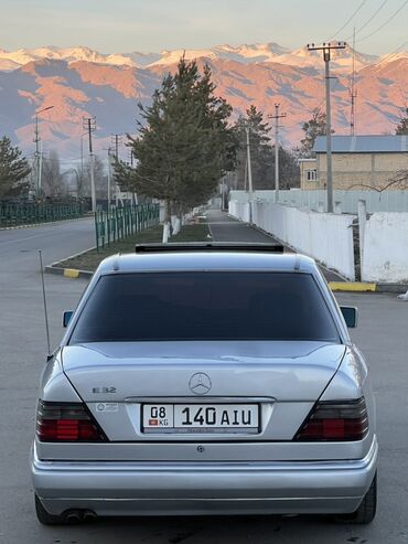 Mercedes-Benz: Mercedes-Benz W124: 1994 г., 3.2 л, Механика, Бензин, Седан — 5