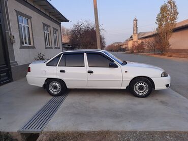 Daewoo: Daewoo Nexia: 2012 г., 1.5 л, Механика, Бензин, Седан — 9