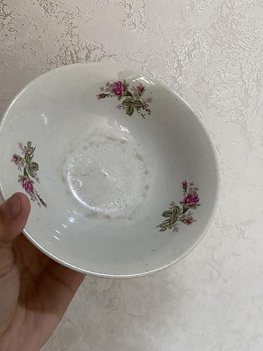 Наборы посуды: Набор разной посуды для дома: кружки, креманки, молочники. Состав: - — 14