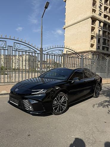 toyo: Toyota Camry: 2026 г., 2.5 л, Автомат, Бензин, Седан — 2