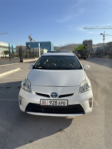 Toyota: Toyota Prius: 2014 г., 1.8 л, Вариатор, Гибрид, Хэтчбэк