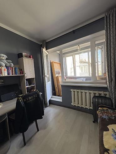 Квартиры: 3 комнаты, 71 м², Пишпек Индивидуалка, 5 этаж, Косметический ремонт — 6