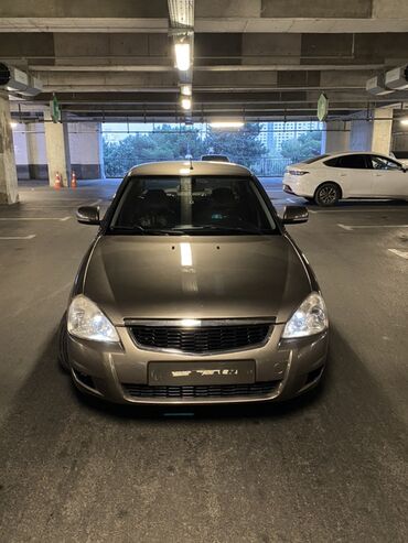 VAZ (LADA): VAZ (LADA) Priora: 1.6 l | 2016 il 140000 km Sedan — 7