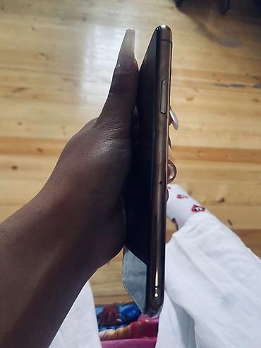 2ci el iphone 11: IPhone 11 Pro, 256 GB, Barmaq izi, Face ID — 4