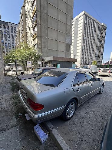 молдинги w210: Mercedes-Benz E-Class: 1997 г., Седан — 4