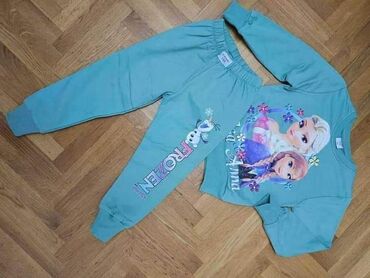 Ostale dečije stvari: Prelepe trenerke za devojčice NOVO 2700 Do 10 idu Pitati za dostupne — 19